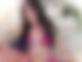 emiiily's Live Sex Cam Show