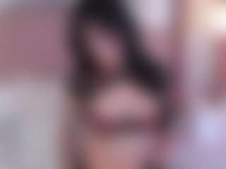 emiiily's Live Sex Cam Show