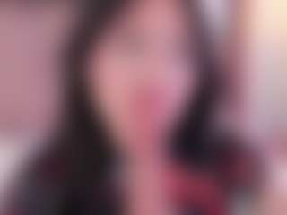 emiiily's Live Sex Cam Show