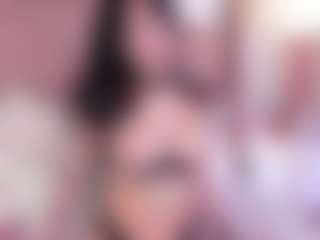 emiiily's Live Sex Cam Show