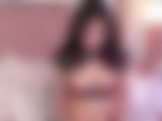 emiiily's Live Sex Cam Show