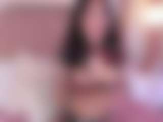 emiiily's Live Sex Cam Show