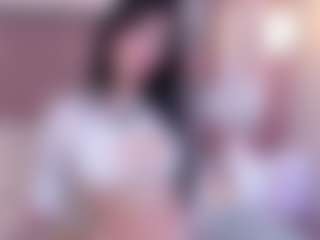emiiily's Live Sex Cam Show