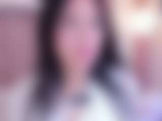 emiiily's Live Sex Cam Show