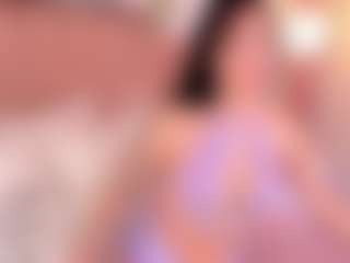 emiiily's Live Sex Cam Show