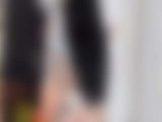 emiiily's Live Sex Cam Show
