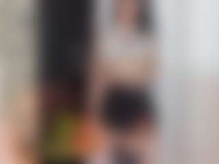 emiiily's Live Sex Cam Show