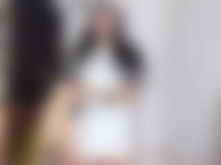 emiiily's Live Sex Cam Show