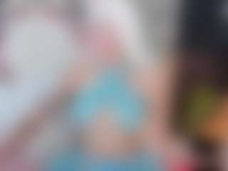 emiiily's Live Sex Cam Show