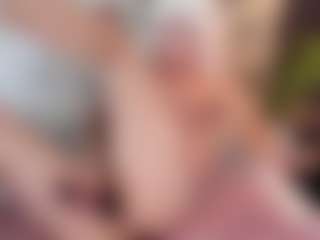 emiiily's Live Sex Cam Show