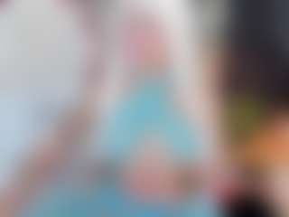 emiiily's Live Sex Cam Show