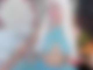 emiiily's Live Sex Cam Show
