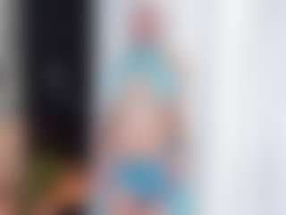 emiiily's Live Sex Cam Show