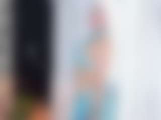 emiiily's Live Sex Cam Show