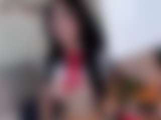 emiiily's Live Sex Cam Show