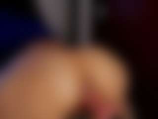 paulinasoto's Live Sex Cam Show