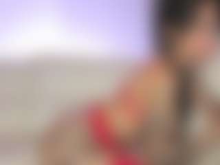 Live-Cam-Show mit paulinasoto - Fingering auf Camsoda