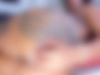 Live cam show with Dulcce_Maria - Nipple Piercings on Camsoda