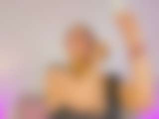Lori Bauer MILF webcam performer live streaming