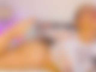 Live cam show with Lori Bauer - BBW on Camsoda