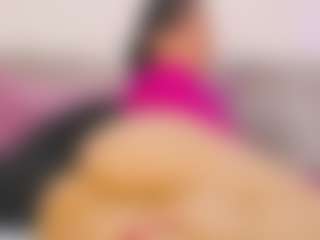 Lori Bauer MILF webcam performer live streaming