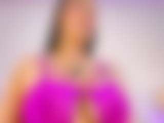 Live cam show with Lori Bauer - Flirt MILF on CamwithHer