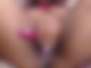 Live cam show with freshlatin4you - Ebony Small Tits on Gym Cam Girls