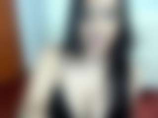 Live cam show with Tatiii - Ebony on Uber Horny | colombia