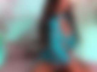 Live cam show with Dani Rouge - Toys on Hubzter Live