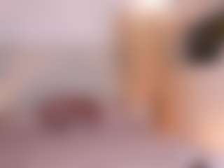 Live cam show with Dani Rouge - Facial on Camsoda