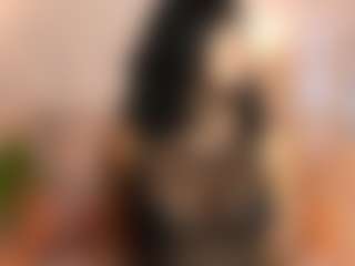 Live cam show with Dani Rouge - Tease Blonde Hair on Gym Cam Girls