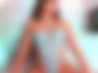 Live cam show with Dani Rouge - HD on Dare Cams
