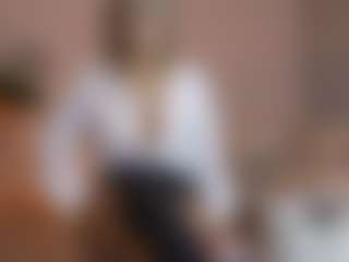 Live cam show with Dani Rouge - Amateur Toys on Camsoda