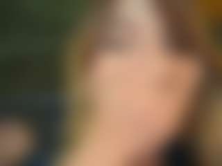 Live cam show with Dani Rouge - Tease on camtv