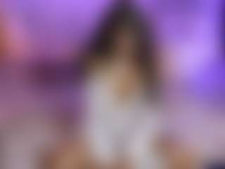 Live cam show with Dani Rouge - Big Ass Big Tits on live18s.com