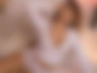 Live cam show with Dani Rouge - Cum on Camsoda