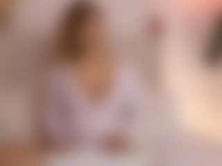 Live cam show with Dani Rouge - Public Big Tits on sexytreat.net