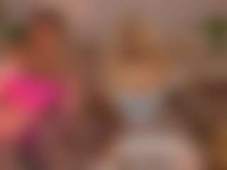 Live cam show with Dani Rouge - Plussize on camwithhim.com
