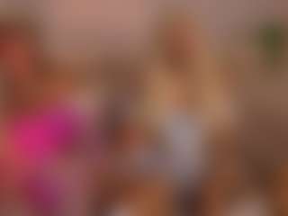 Live cam show with Dani Rouge - Lush Blonde Hair on Dolls Live