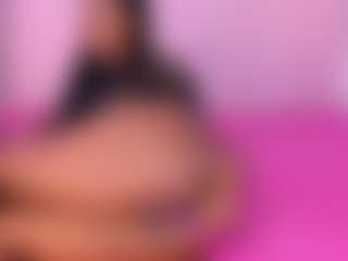 Live cam show with Kitty - Body Massage on Uber Horny