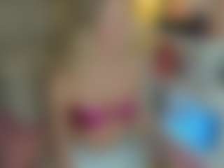 Live cam show with Tatjana - Squirt on AdultVida.com