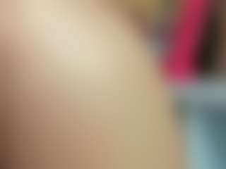 Live cam show with Tatjana - Interactivetoy Mature on Camsoda