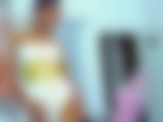 Live cam show with samantha - MILF on Dare Cams