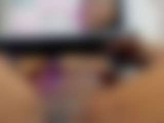 Live cam show with samantha - Black MILF on StripNow
