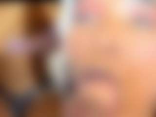Live cam show with samantha - Facial on TottyGirls