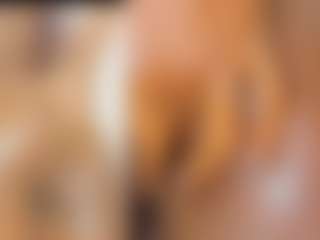Live cam show with samantha - College MILF on Adult Interactions