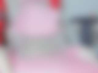 Live cam show with samantha - Facial on Gym Cam Girls