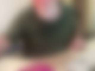 Live cam show with coach karl - Bedroom on CamwithHer