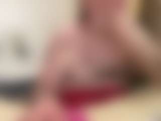 Live cam show with coach karl - Green Eyes on MyBangCams