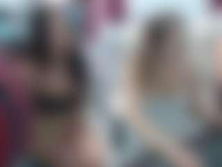 Live cam show with Dajla - Toys on Fit Hotties